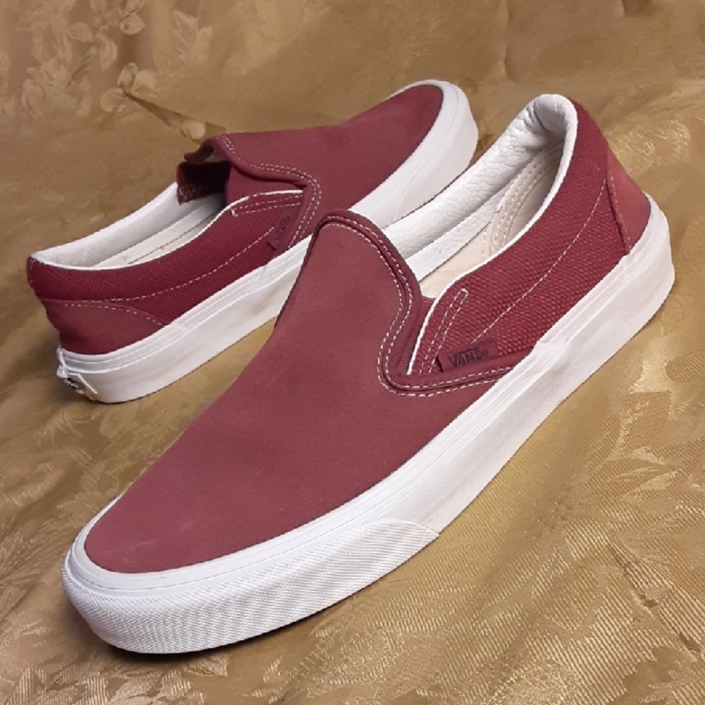 VANS Slip-On Burgundy Leather/Suede Men's 7.5 Women's 9.0 Sneakers